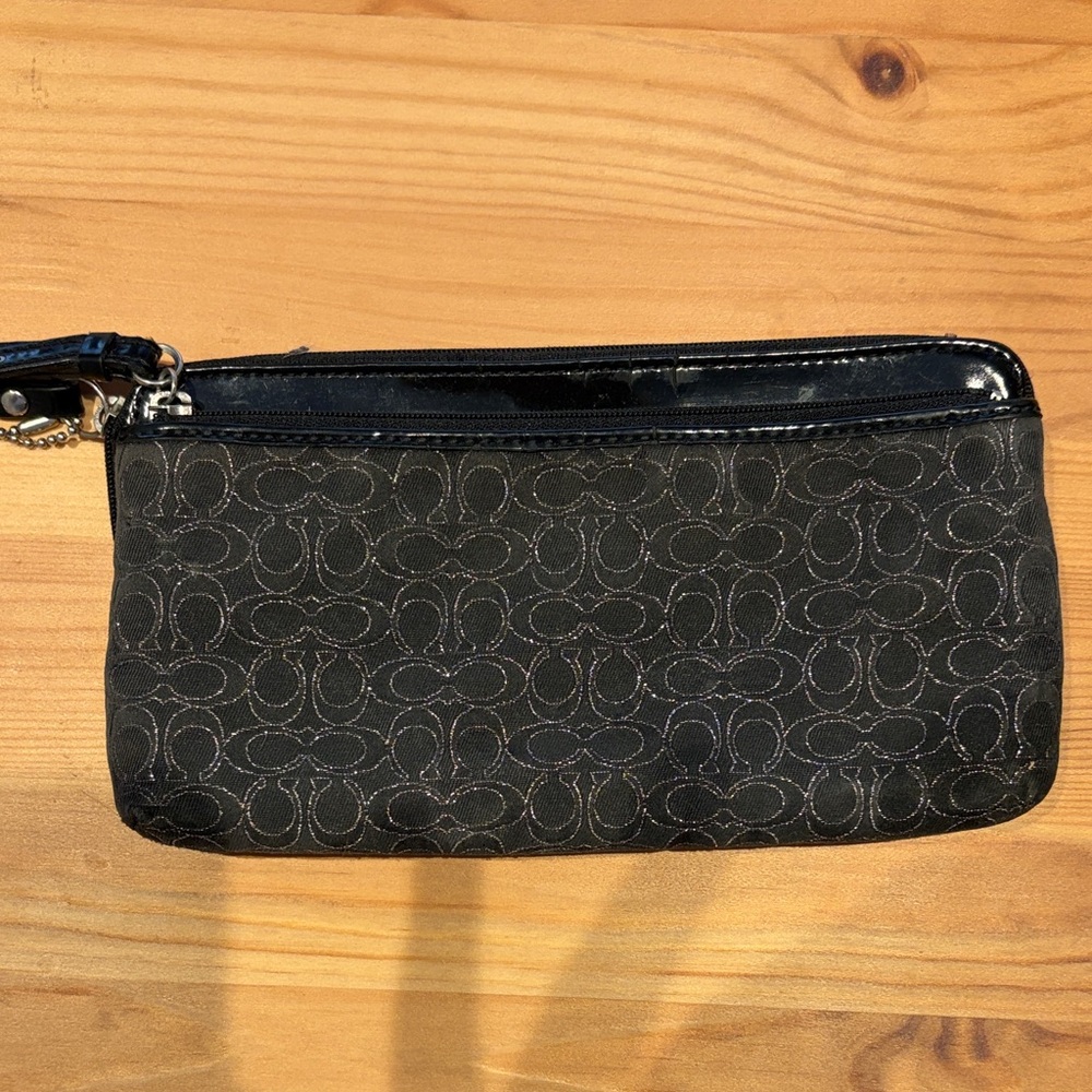 Elegant Coach Black Clutch Wallet